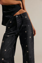 Load image into Gallery viewer, Deep Trance Shine Embroidered Boyfriend Jeans