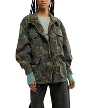 Load image into Gallery viewer, Avra Camo Jacket