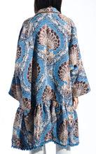 Load image into Gallery viewer, Pavlova Statement Coat
