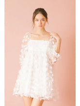 Load image into Gallery viewer, Daisy Flower Dress
