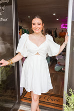 Load image into Gallery viewer, Serilda Dress
