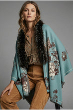 Load image into Gallery viewer, Bloom Reversible Fur Scarf

