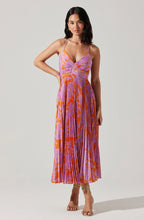 Load image into Gallery viewer, Blythe Pleated Dress
