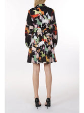 Load image into Gallery viewer, Running Free Dress
