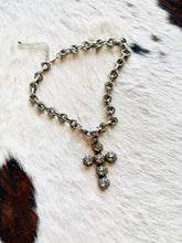 Load image into Gallery viewer, Cross Chain Necklace
