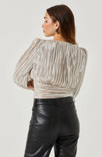 Load image into Gallery viewer, Silver Pleated Top
