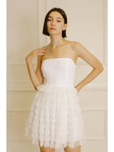 Load image into Gallery viewer, White Tulle Strapless Dress
