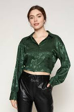 Load image into Gallery viewer, SALE - Addison Cinched Button Up Top Green

