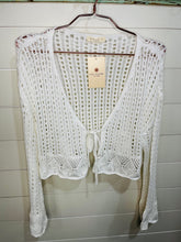Load image into Gallery viewer, Crochet sweater
