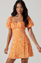 Load image into Gallery viewer, Esilda Dress

