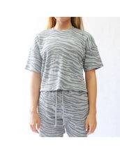 Load image into Gallery viewer, Knit Shorts Tiger Heather
