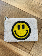 Load image into Gallery viewer, Beaded Coin Purse
