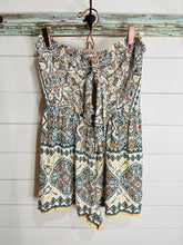 Load image into Gallery viewer, Strapless Romper
