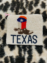 Load image into Gallery viewer, Beaded Coin Purse
