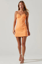 Load image into Gallery viewer, Vietta Dress
